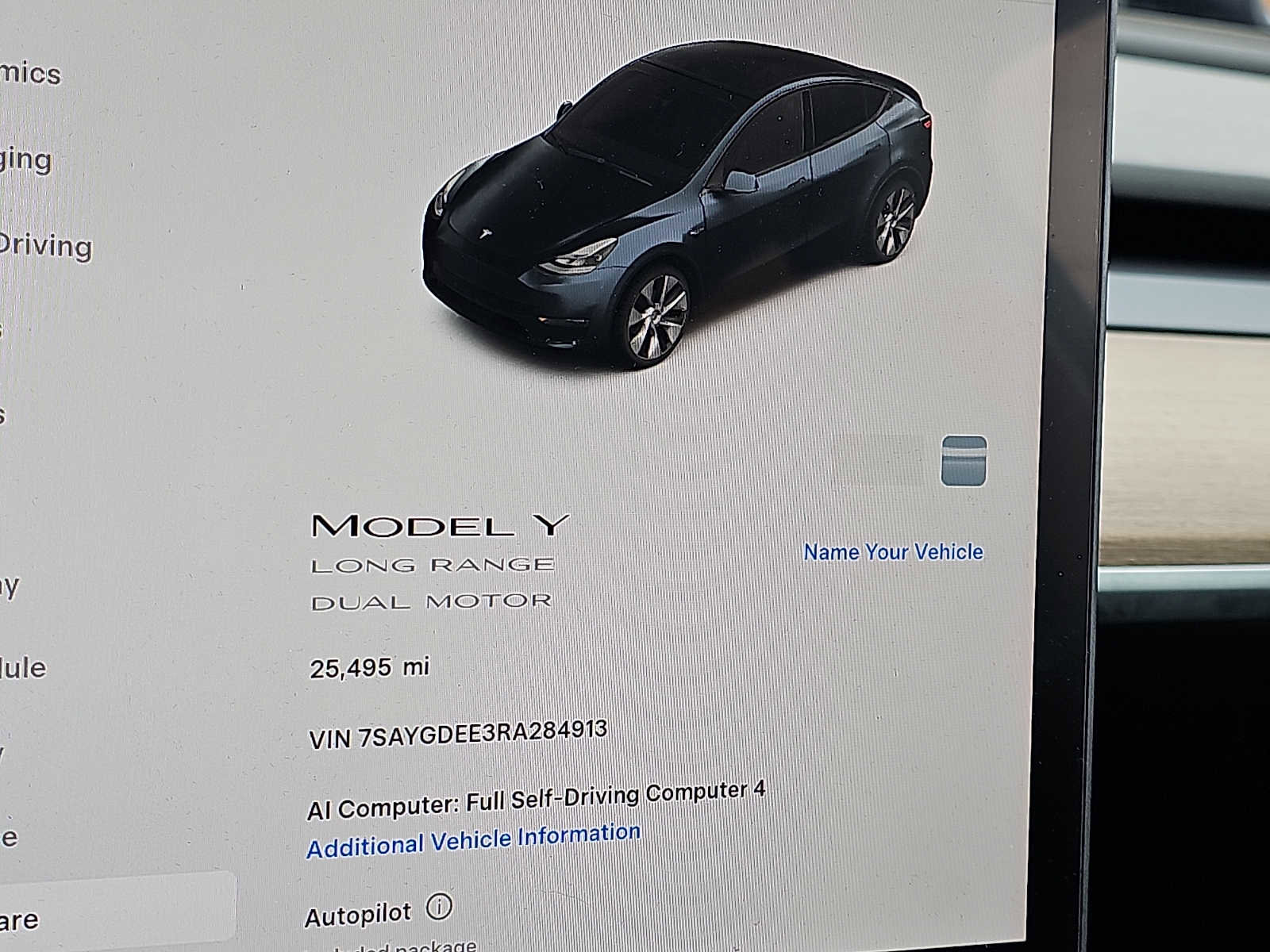 Used 2024 Tesla Model Y Long Range image 23