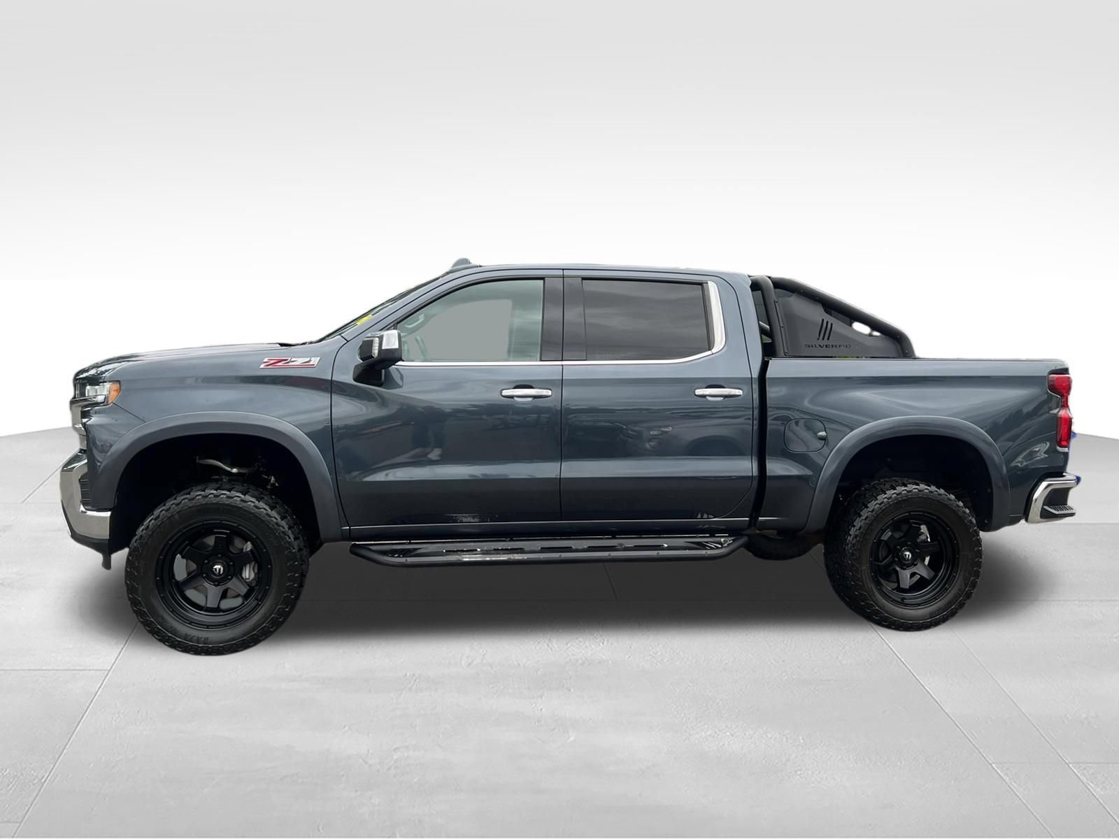 Used 2019 Chevrolet Silverado 1500 LTZ w/ LTZ Convenience Package AWD/4WD image 2