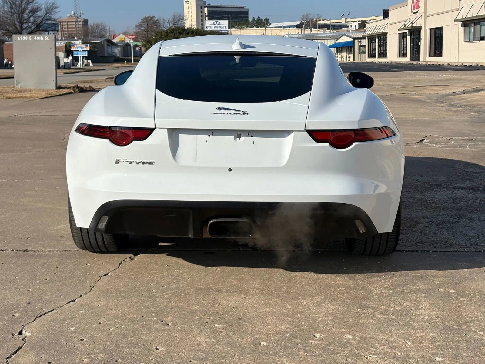 Used 2018 Jaguar F-TYPE Coupe image 4