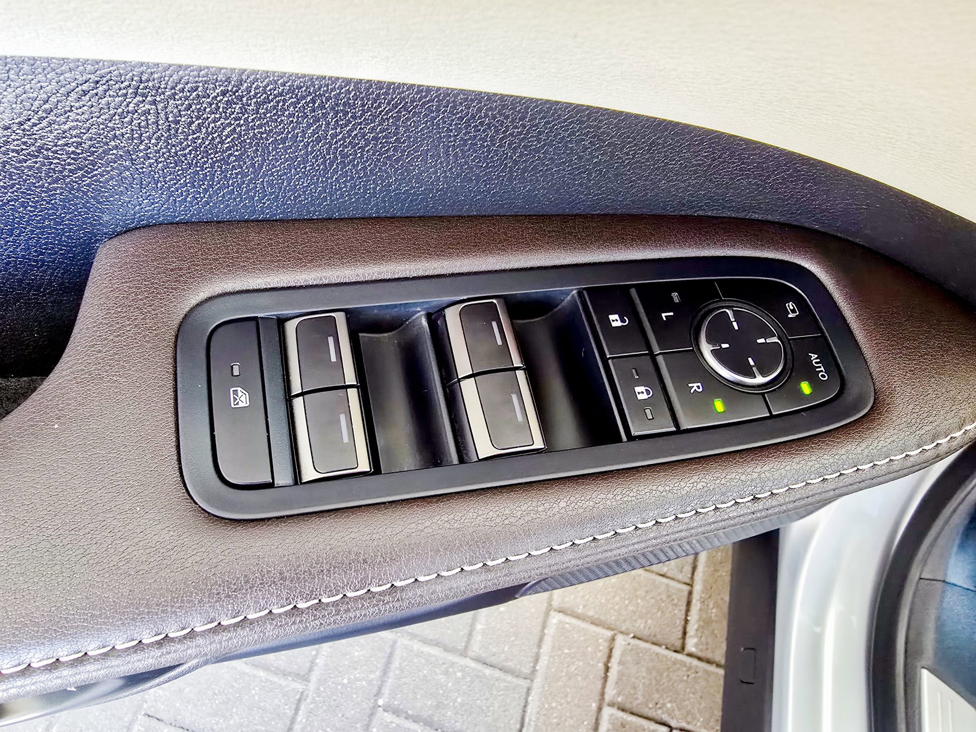 Used 2024 Lexus RX 350 AWD w/ Convenience Package image 14