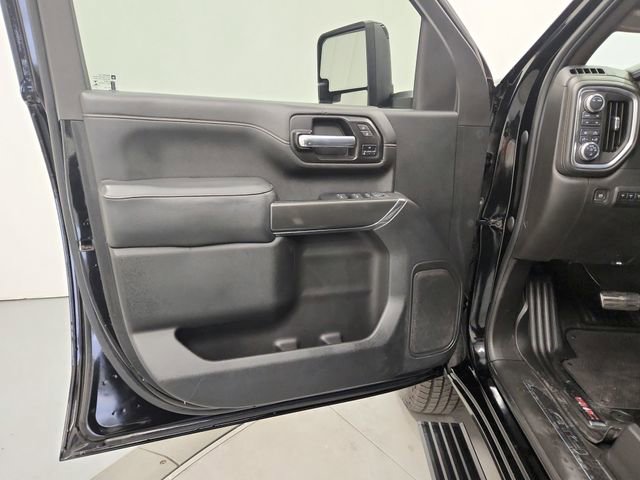 Used 2022 GMC Sierra 2500 AT4 image 29
