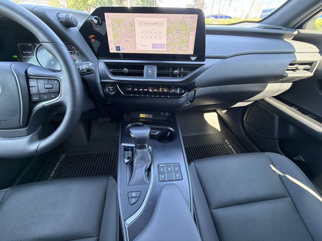 Used 2024 Lexus UX 250h AWD w/ Premium Package image 24