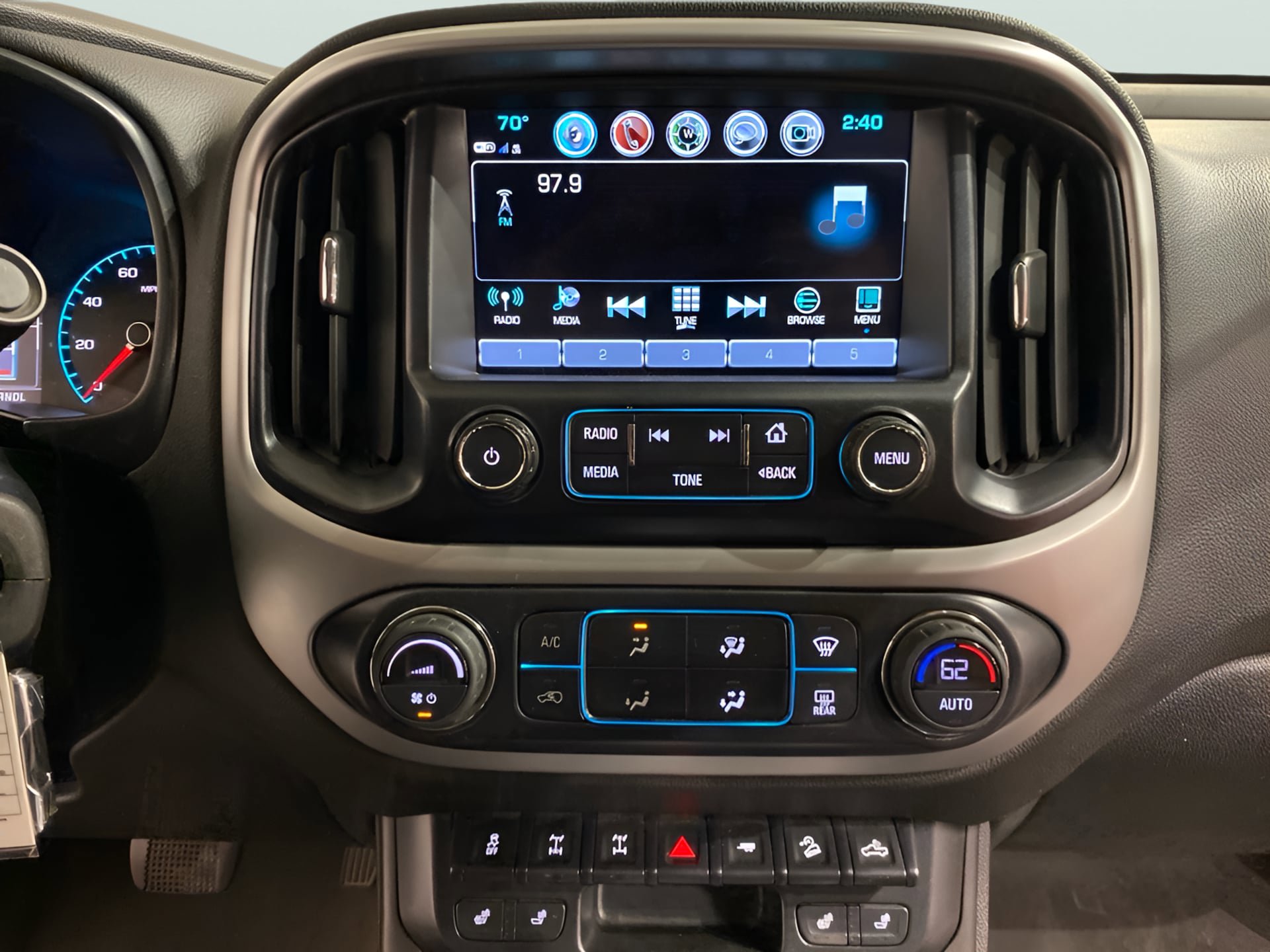 Used 2018 Chevrolet Colorado ZR2 image 22