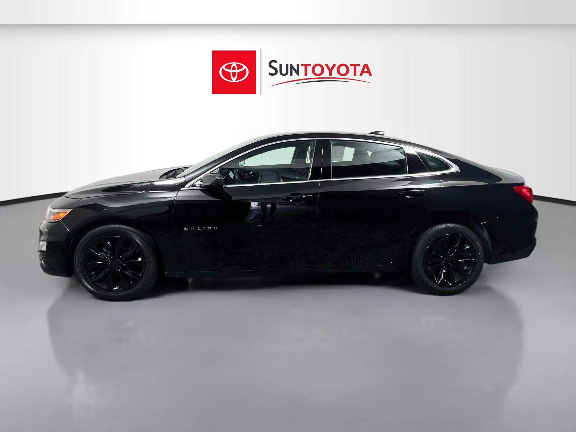 Used 2025 Chevrolet Malibu LT FWD image 7