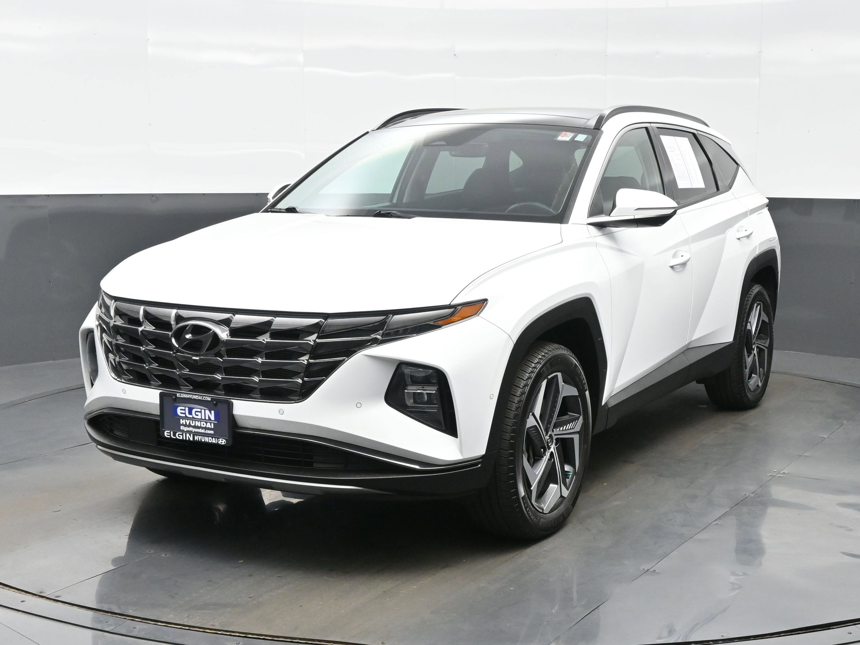 Certified 2023 Hyundai Tucson Limited AWD/4WD image 1