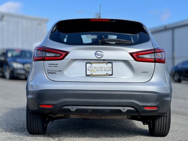 Used 2021 Nissan Rogue Sport S image 6