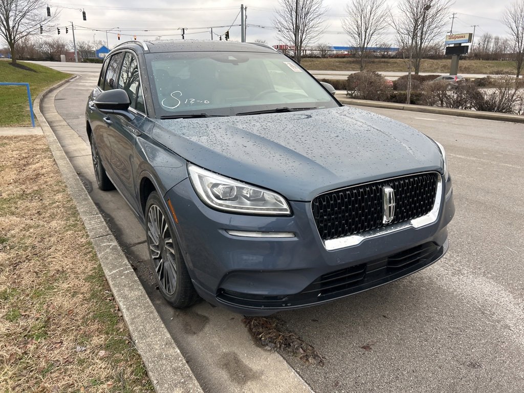 Used 2022 Lincoln Corsair Reserve w/ Equipment Group 201A image 3