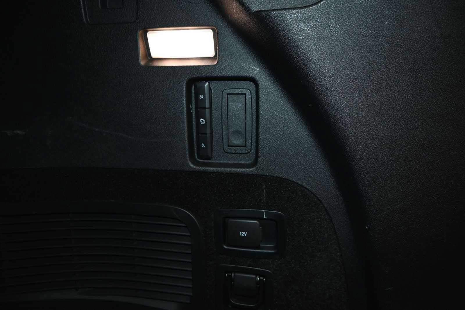 Used 2023 Lincoln Aviator AWD w/ Premium Package image 27
