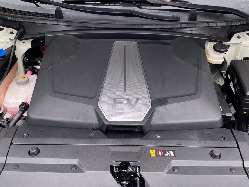Used 2024 Kia EV6 Light RWD image 9