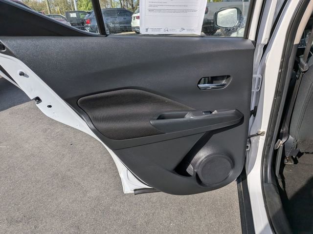 Used 2023 Nissan Kicks SV image 23