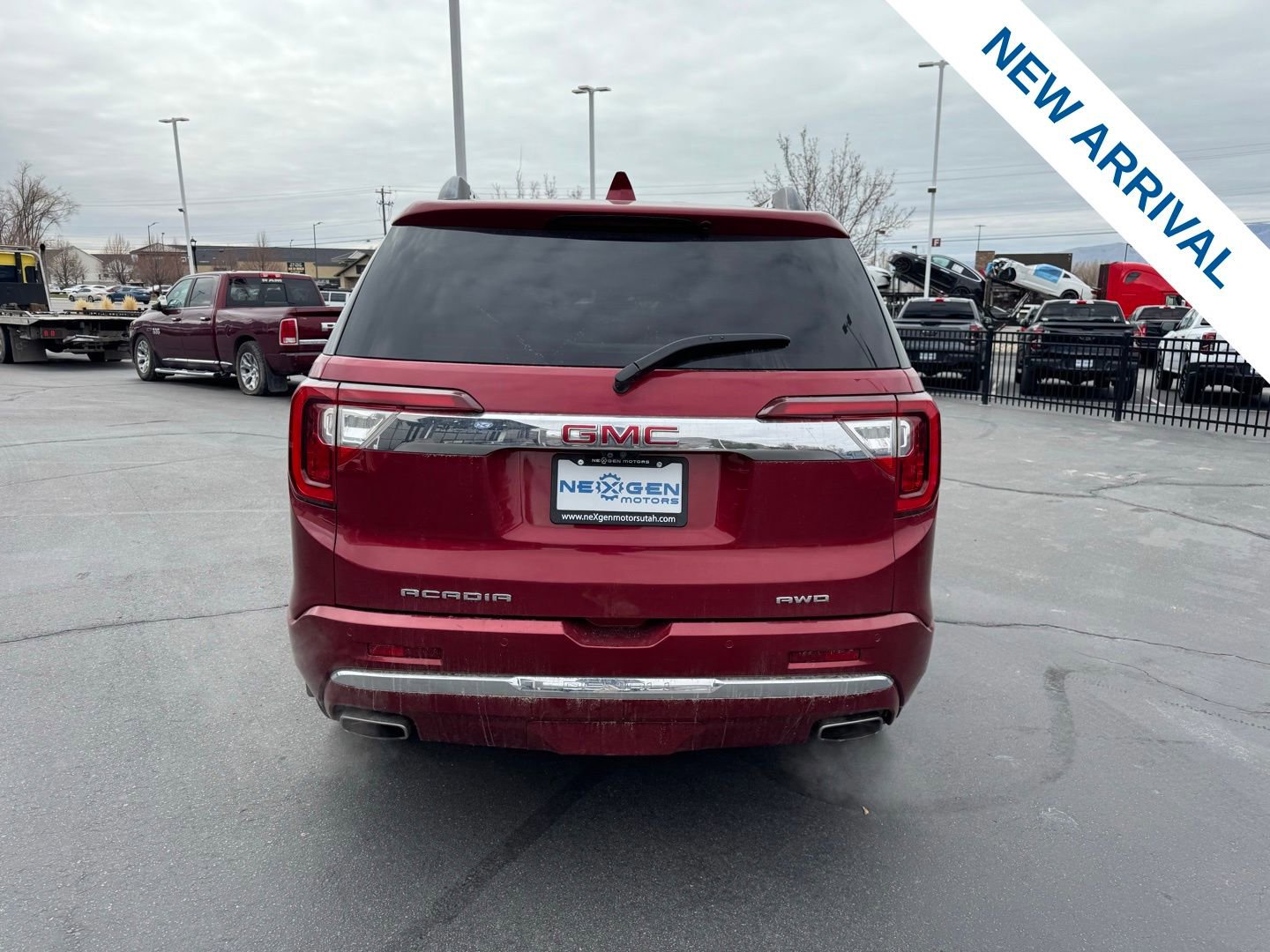 Used 2020 GMC Acadia Denali w/ Trailering Package image 6