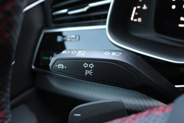 New 2026 Audi SQ8 Prestige image 12