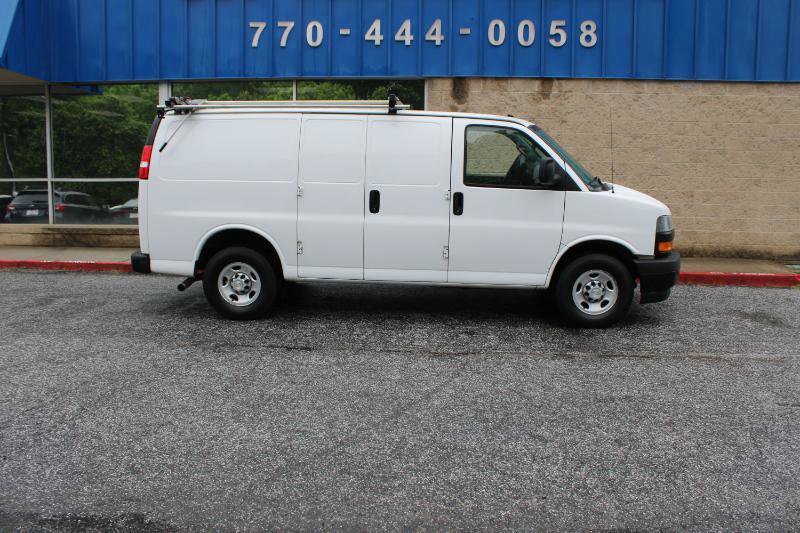 Used 2020 Chevrolet Express 2500 w/ Communications Package RWD image 21
