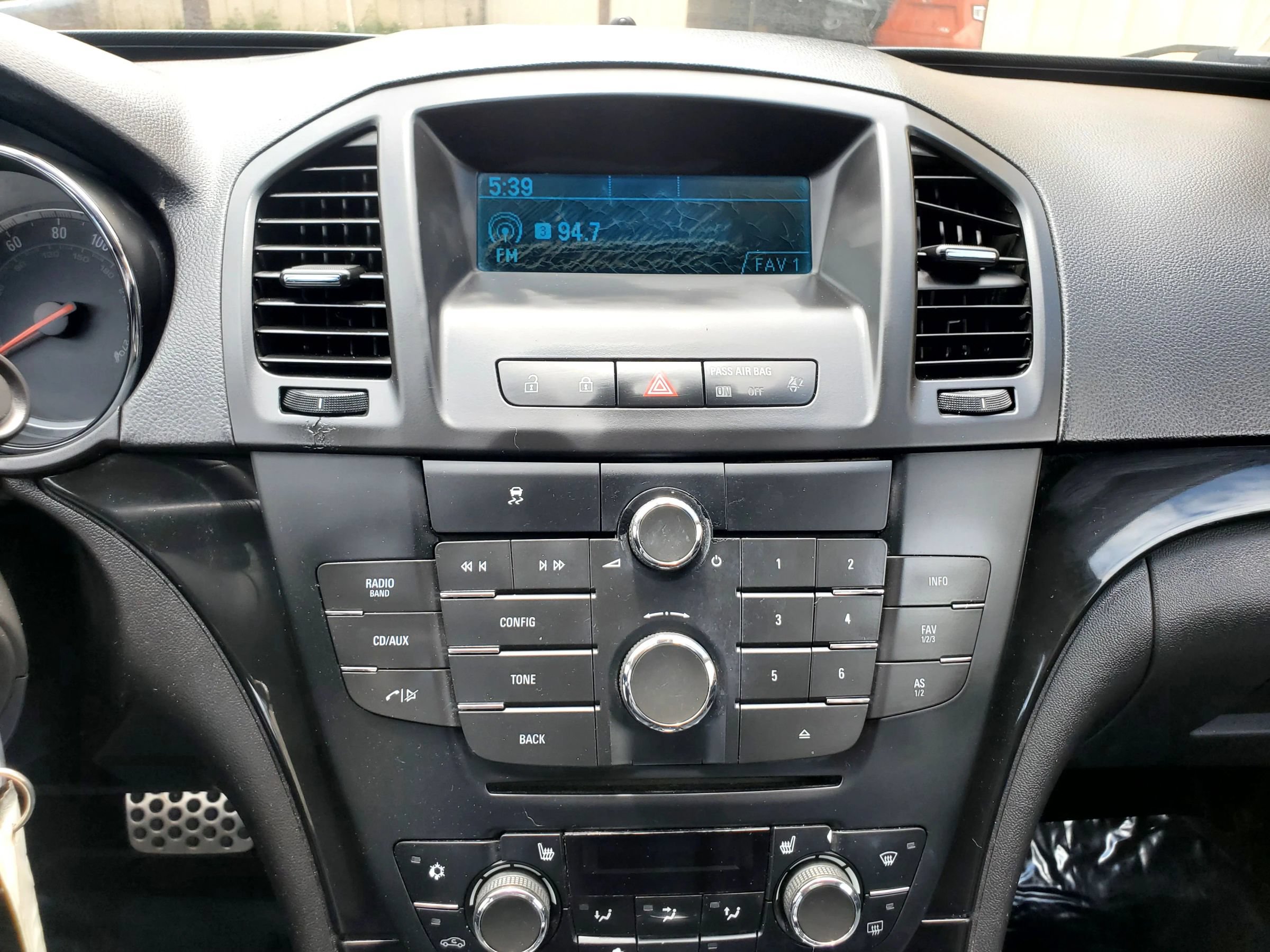 Used 2011 Buick Regal CXL FWD image 41