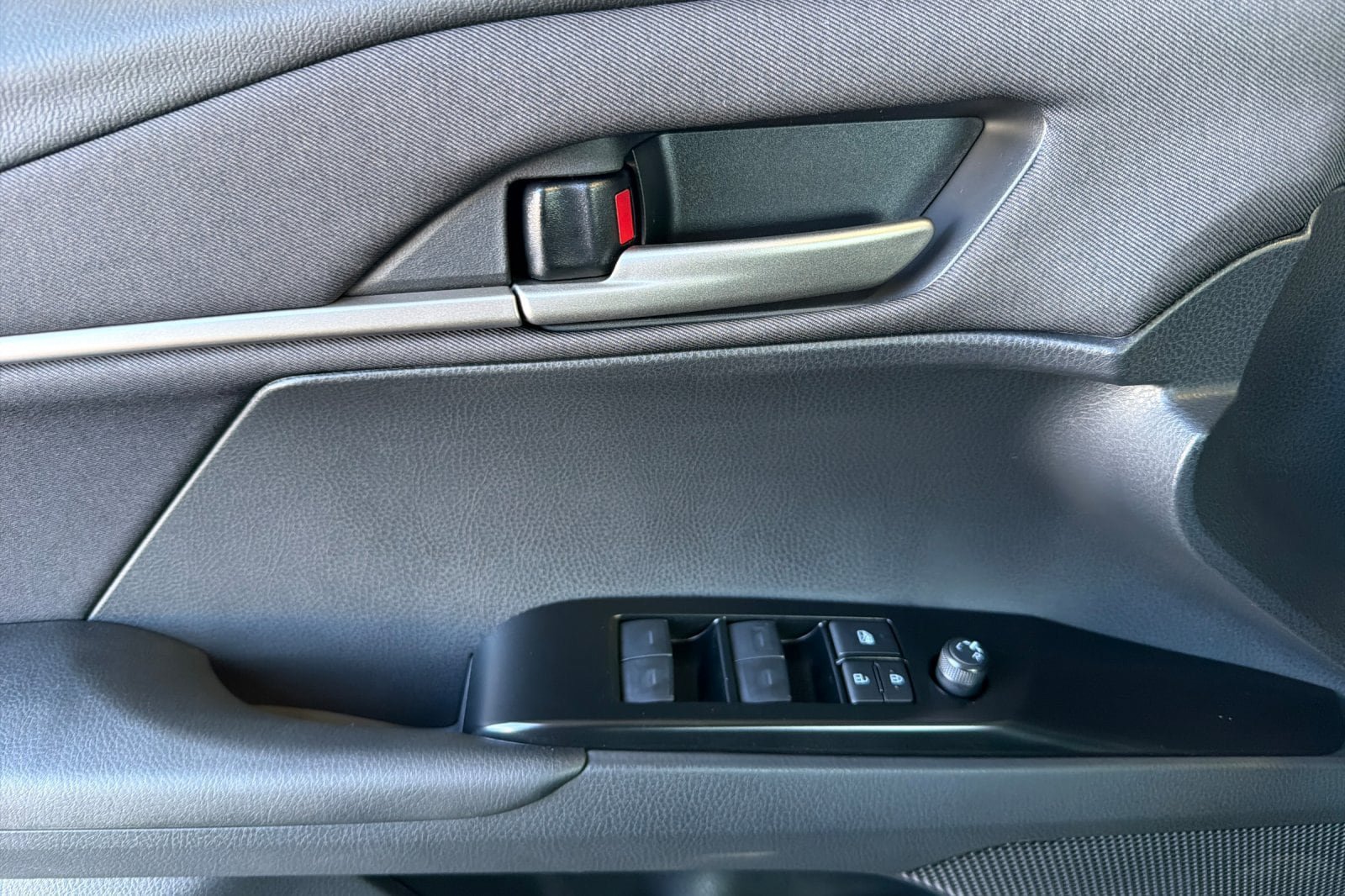 New 2026 Toyota Camry LE FWD image 10