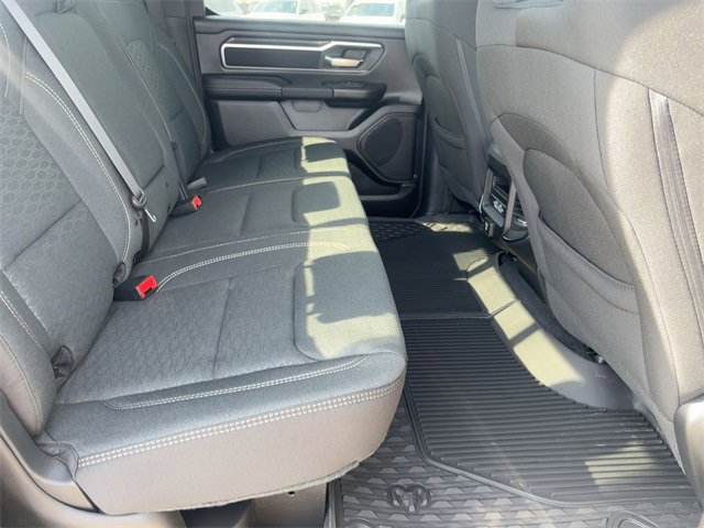 New 2026 RAM 1500 4x4 Crew Cab image 28
