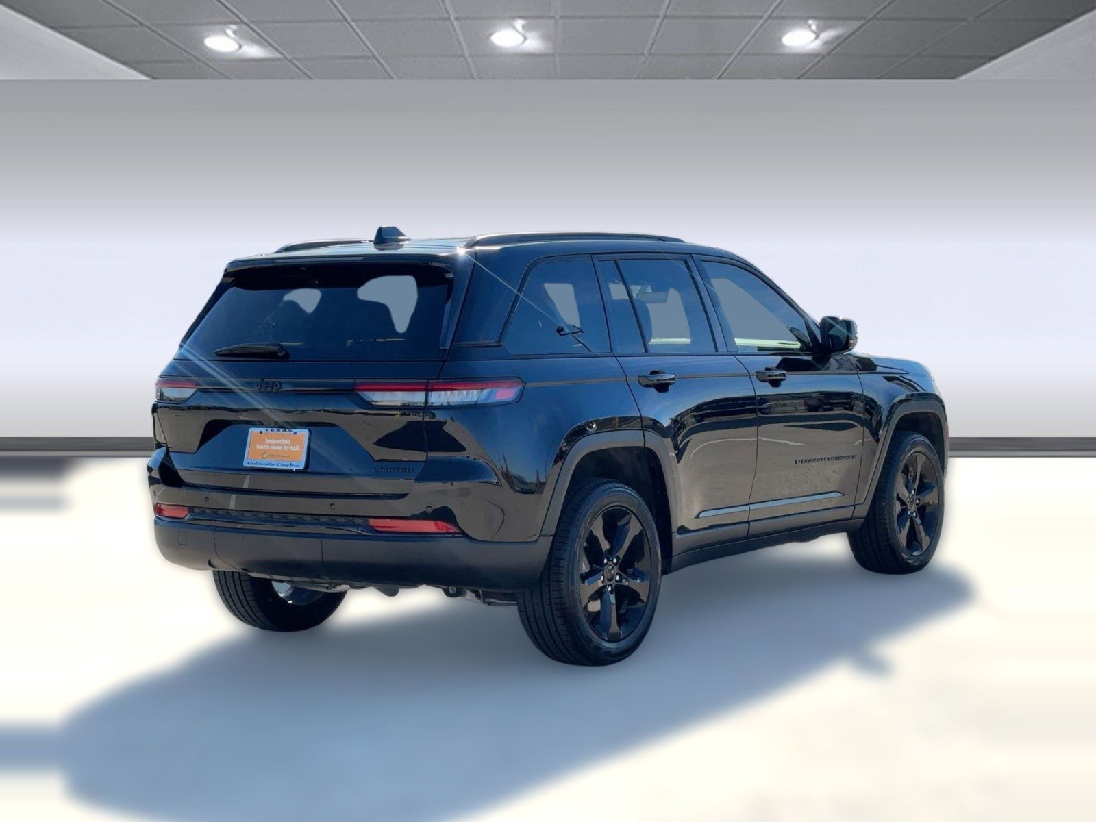 Used 2025 Jeep Grand Cherokee Limited w/ Black Appearance Package image 9