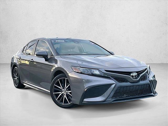 Used 2021 Toyota Camry SE w/ Convenience Package image 12