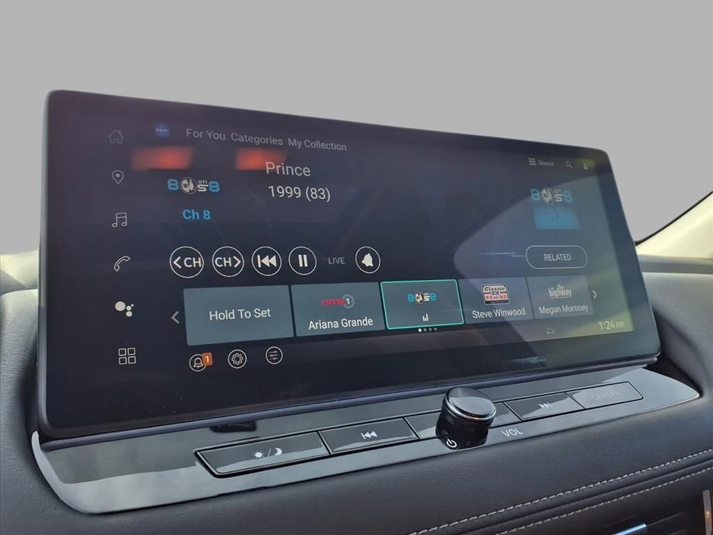 Certified 2025 Nissan Rogue SL w/ Tech Package image 5