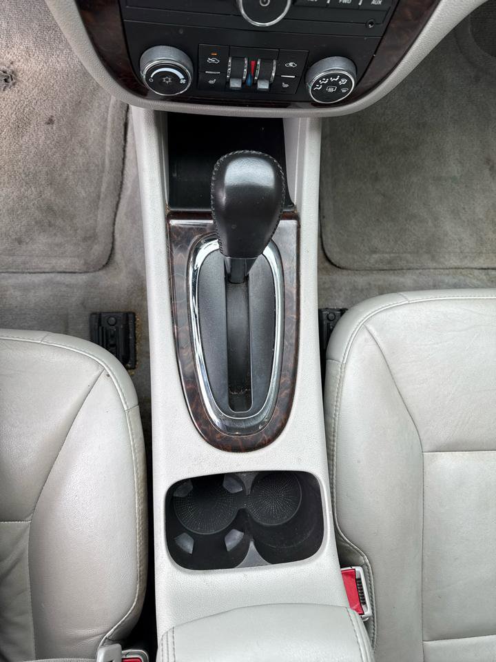 Used 2014 Chevrolet Impala LTZ FWD image 11