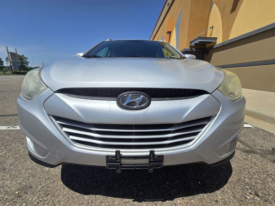 Used 2013 Hyundai Tucson GLS image 2