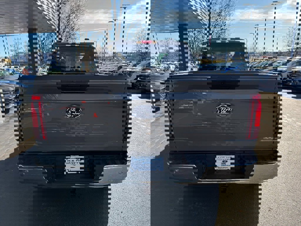 New 2026 Ford F150 XLT w/ XLT Chrome Appearance Package image 19