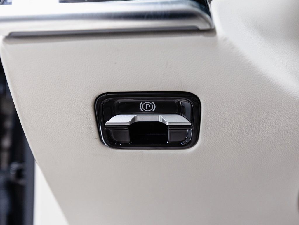 Used 2023 Mercedes-Benz S 580 4MATIC Sedan image 10