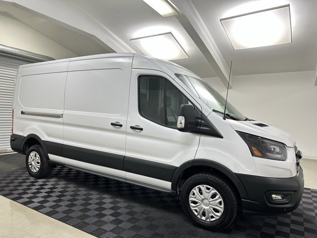 New 2024 Ford E-Transit 148 Medium Roof w/ Load Area Protection Package