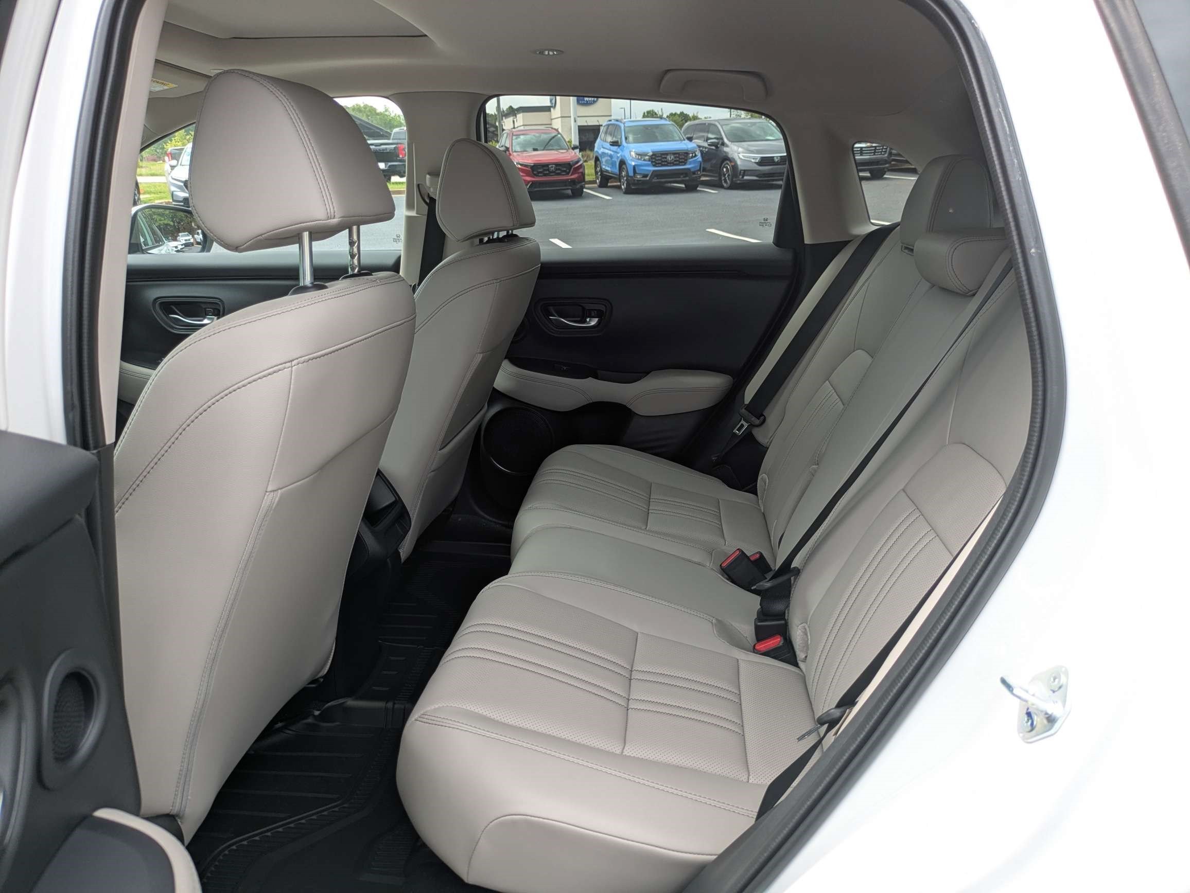 New 2027 Honda HR-V EX-L image 20