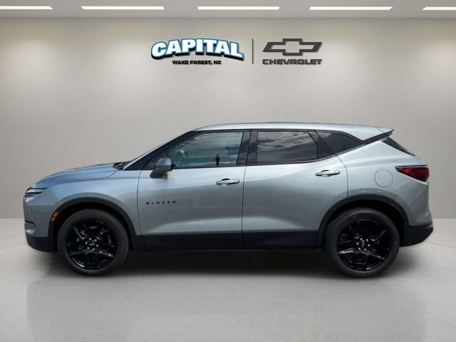 Used 2023 Chevrolet Blazer LT w/ LPO, Black Grille Bar Package image 2