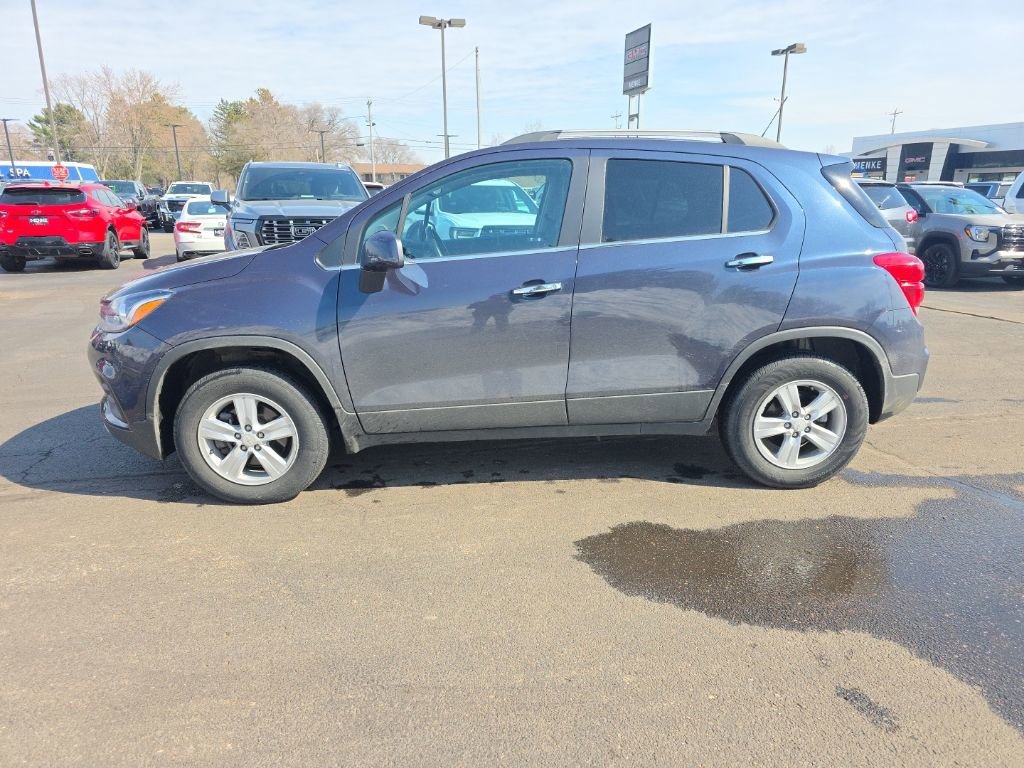 Used 2019 Chevrolet Trax LT w/ LT Convenience Package image 1