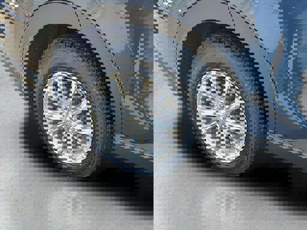 Used 2024 Honda CR-V EX image 35