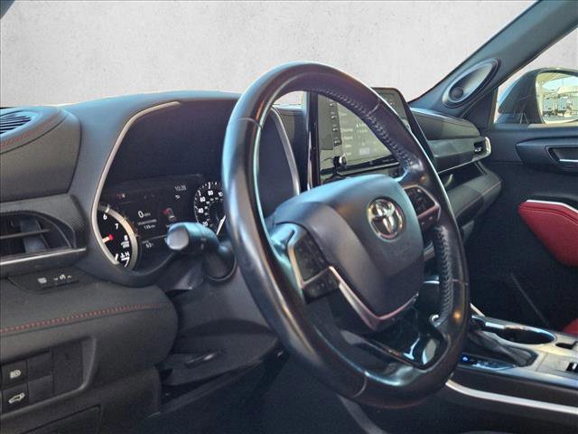 Used 2021 Toyota Highlander XSE image 9