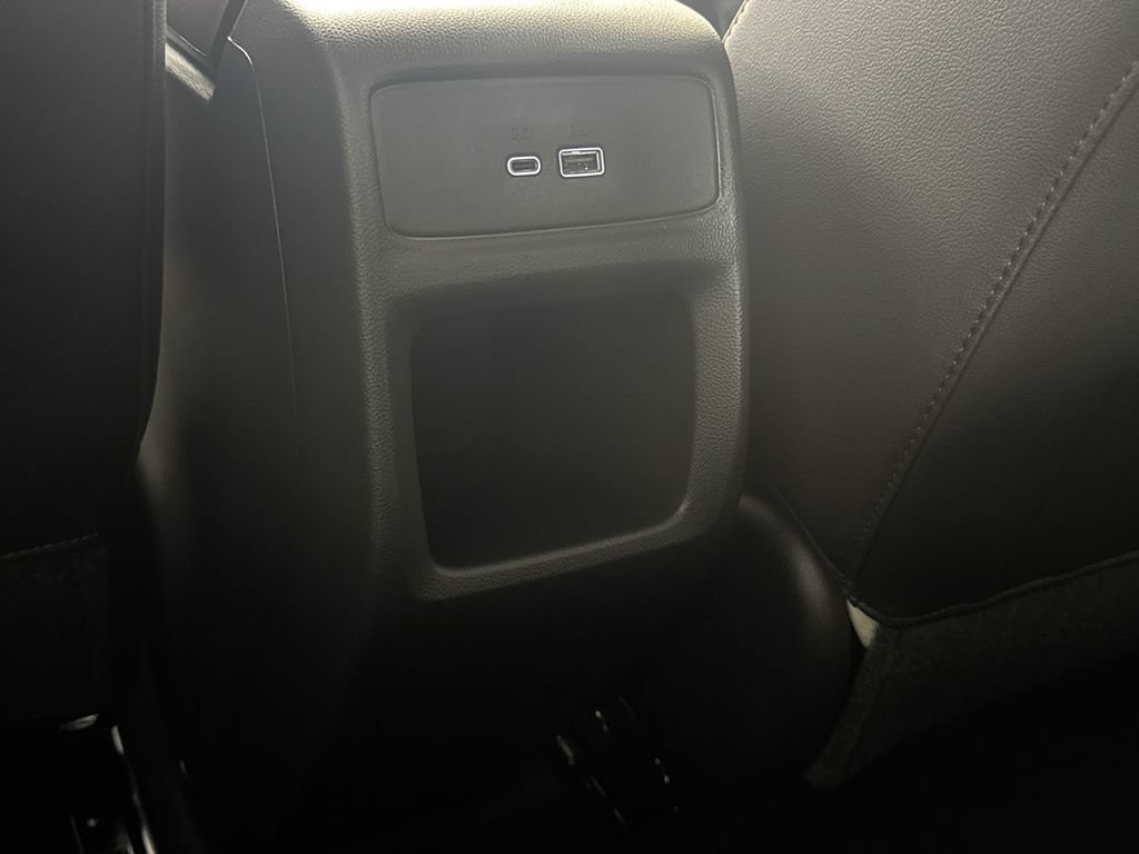 New 2026 Chevrolet Trax LT w/ LT Convenience Package FWD image 24