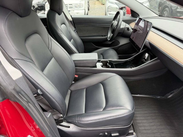 Used 2018 Tesla Model 3 Performance AWD/4WD image 9