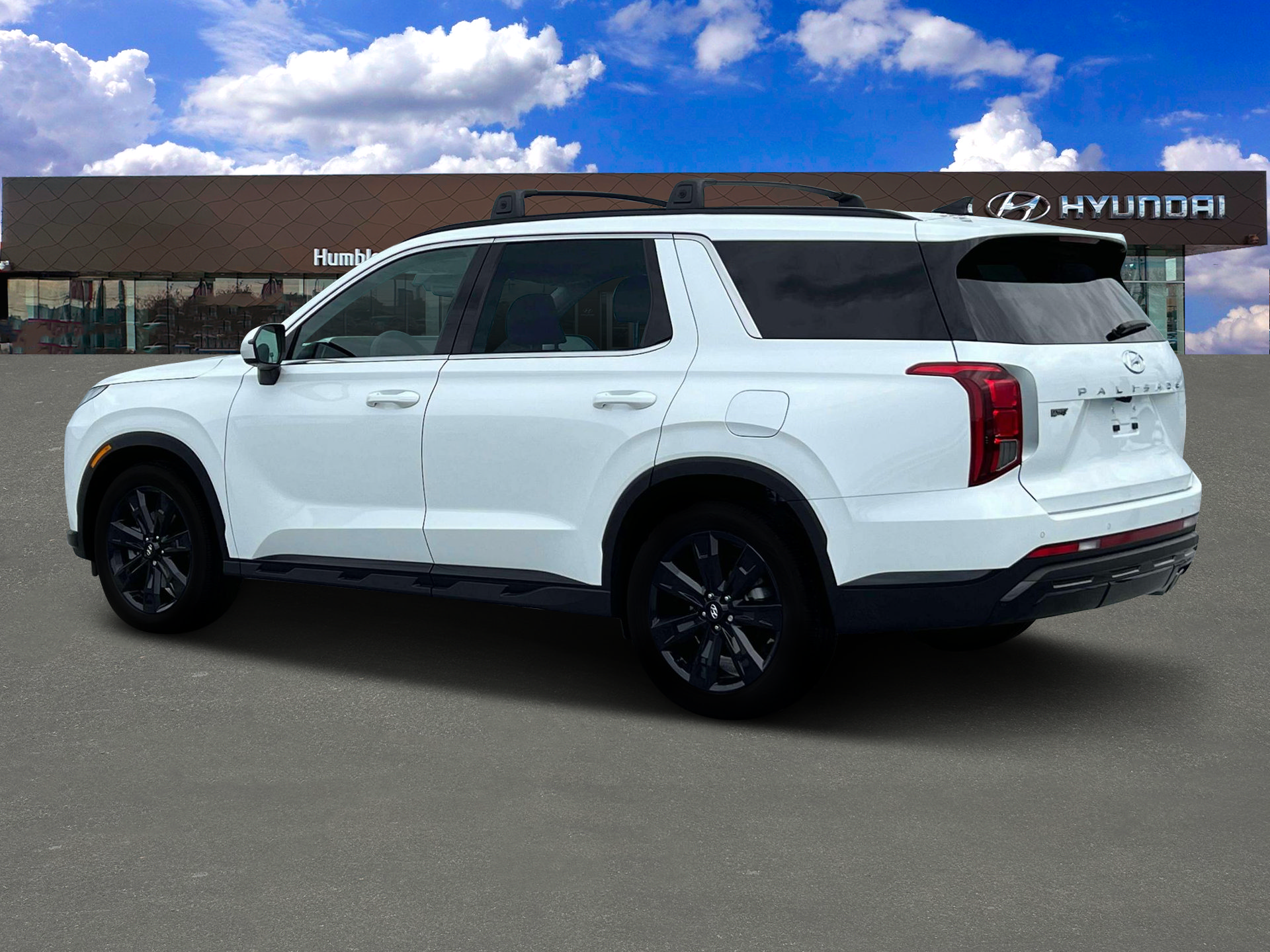Used 2025 Hyundai Palisade XRT FWD image 3