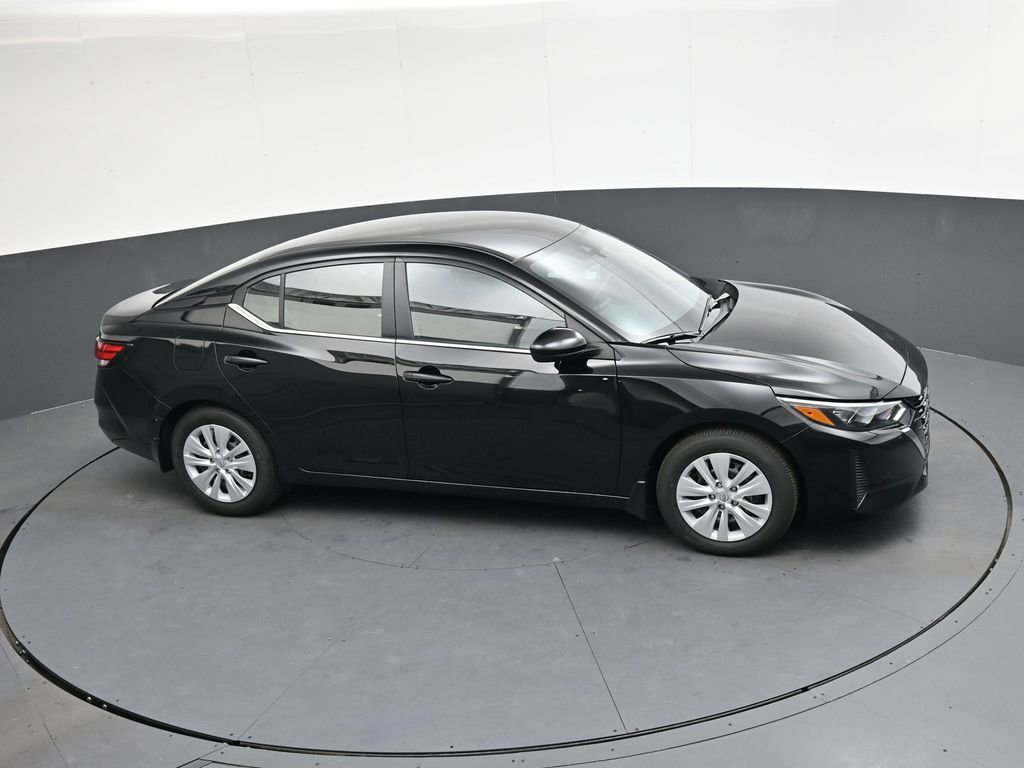 Certified 2025 Nissan Sentra S image 27