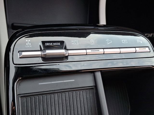 Used 2025 Hyundai Tucson Limited image 26