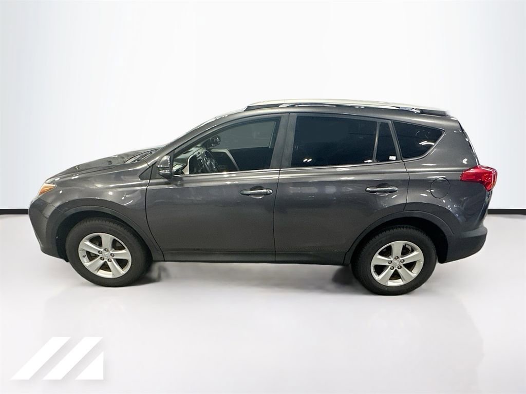 Used 2013 Toyota RAV4 XLE AWD/4WD image 8