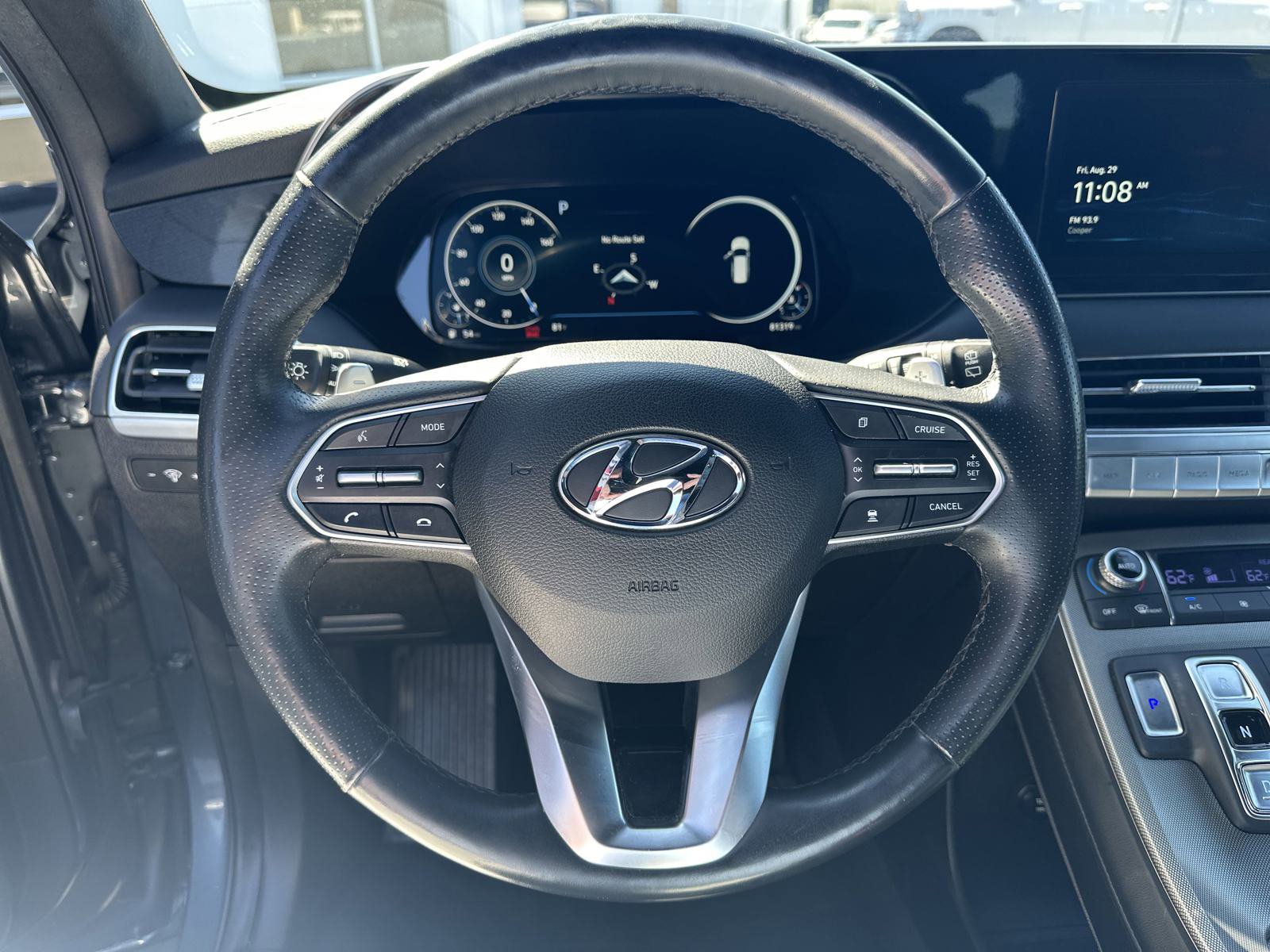 Used 2021 Hyundai Palisade Calligraphy image 11