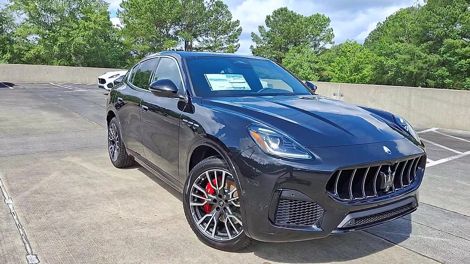 New 2025 Maserati Grecale GT AWD/4WD image 2