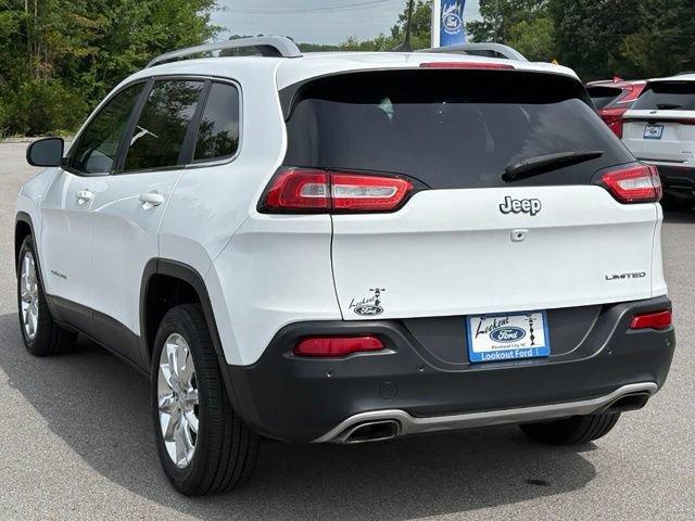 Used 2017 Jeep Cherokee Limited FWD image 3