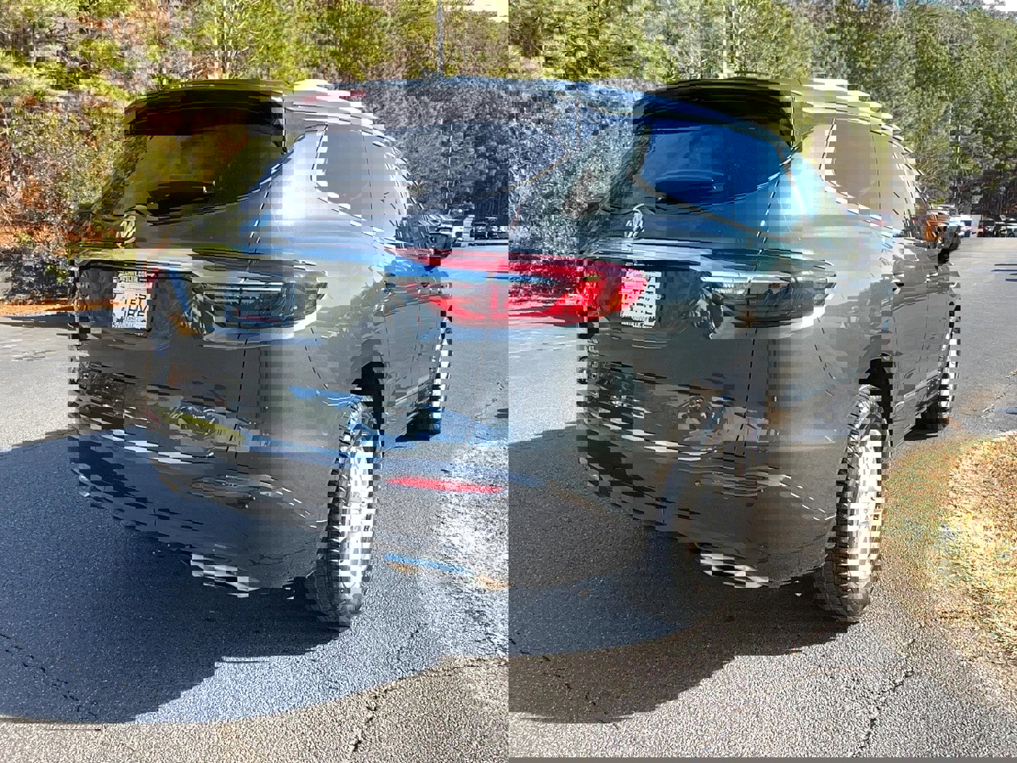 Used 2020 Buick Enclave Essence image 5