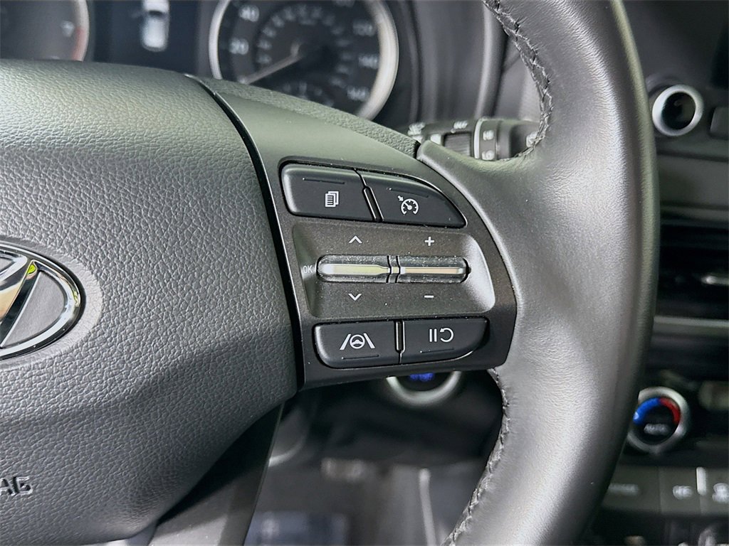Certified 2022 Hyundai Kona SEL w/ Convenience Package image 23