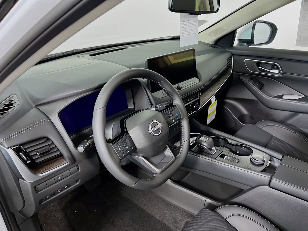 New 2026 Nissan Rogue Platinum AWD/4WD image 8