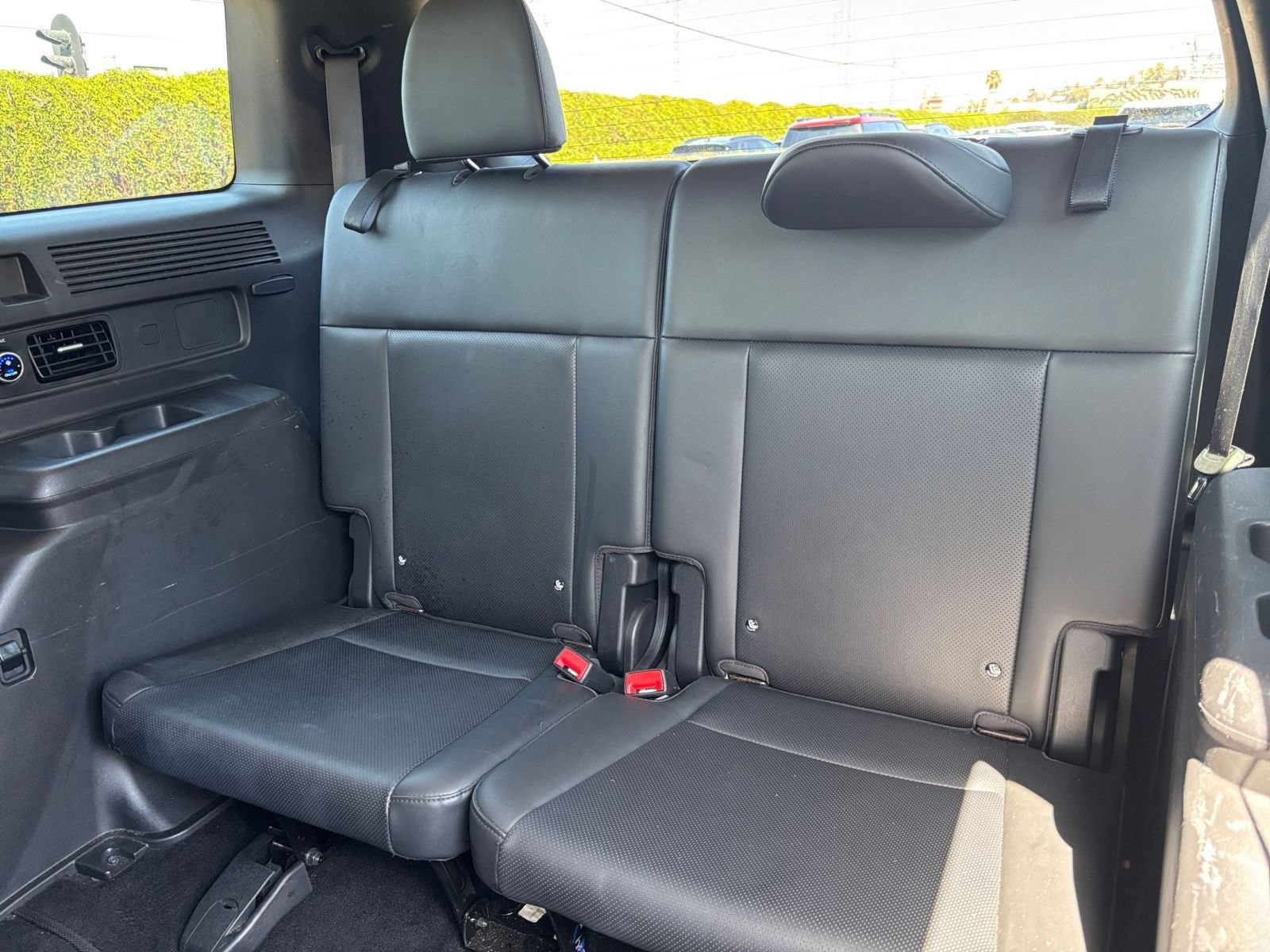 Used 2024 Hyundai Santa Fe SEL FWD image 30