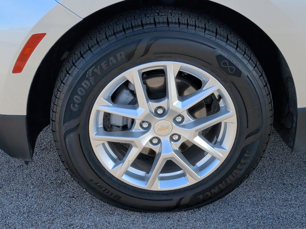 Used 2022 Chevrolet Equinox LT image 41