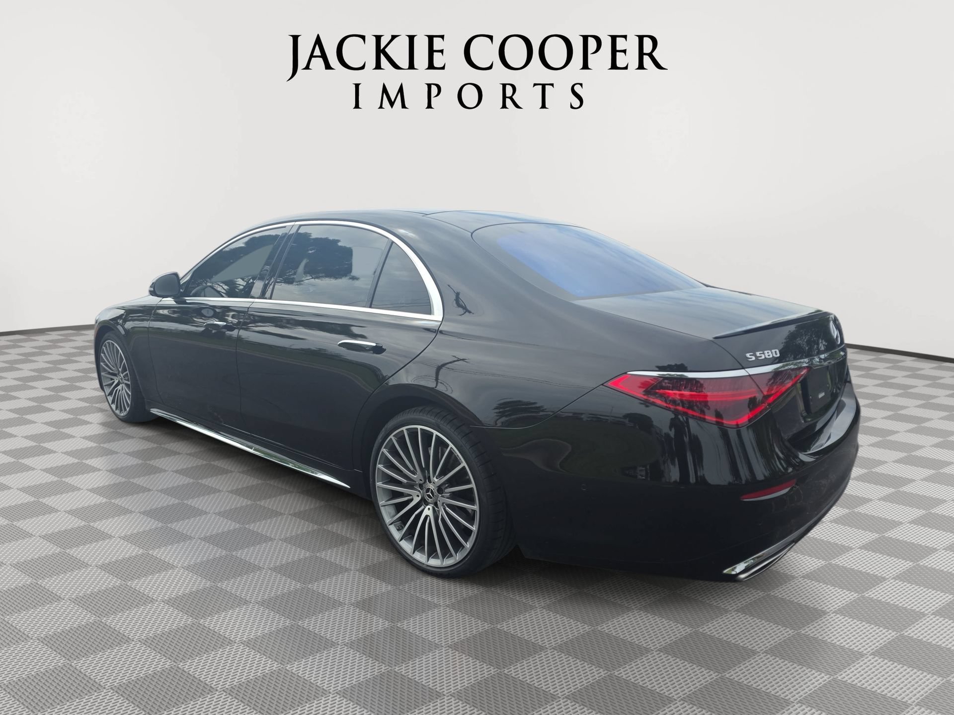 Used 2024 Mercedes-Benz S 580 4MATIC Sedan image 7