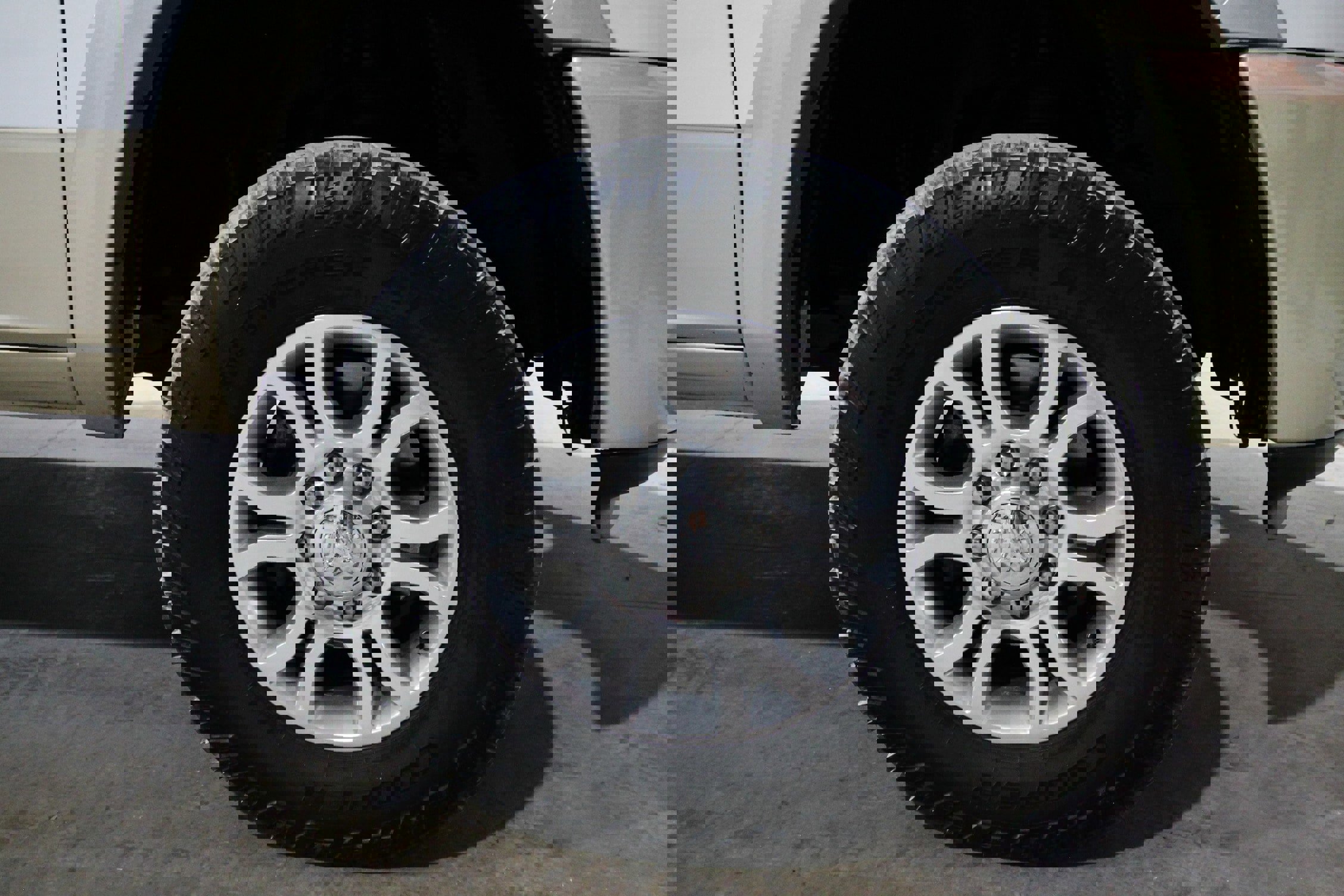 Used 2012 RAM 2500 Longhorn w/ Cold Weather Group image 17