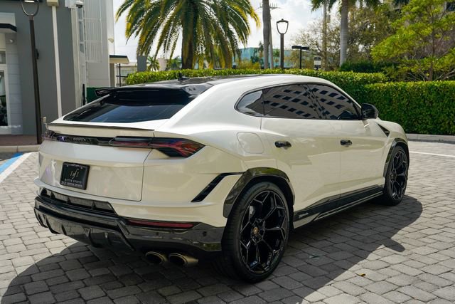Used 2023 Lamborghini Urus Performante image 27